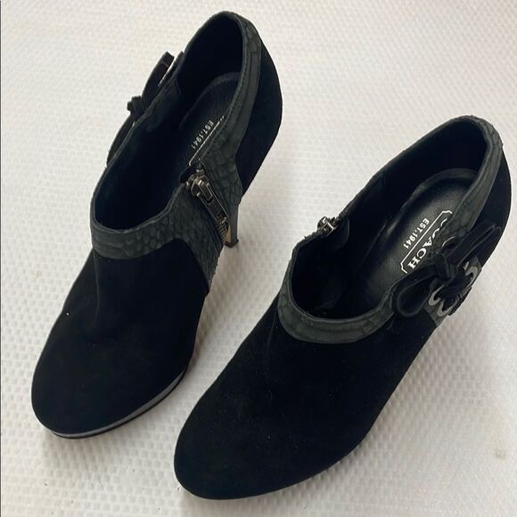 Coach Beatrice Black Ankle Booties - Picture 1 of 10